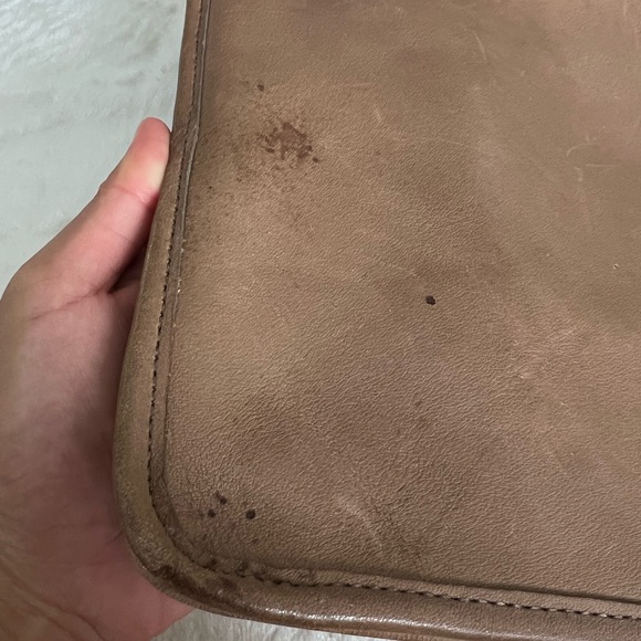 Vintage Coach Tan Leather Slim Wrislet Clutch - Picture 7 of 15